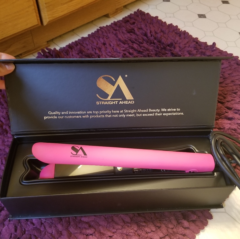 Brand new SA straightener